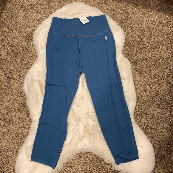Free People Movement Textured Free Throw Legging in Coastline XL - Picture 7 of 11